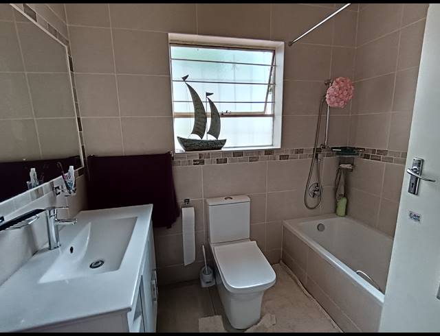 3 BEDROOM HOUSE FOR SALE IN BRACKENHURST